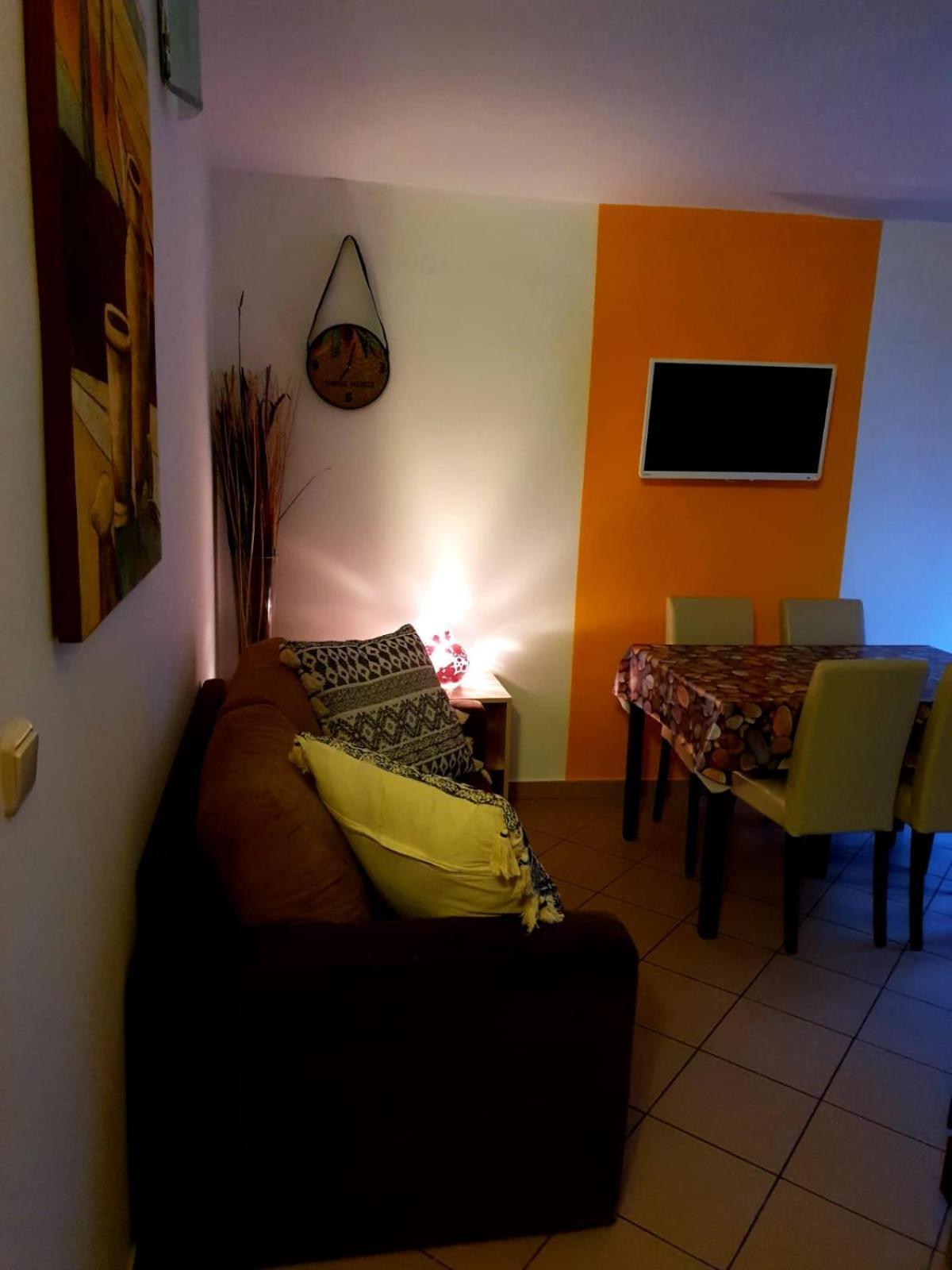 Apartments Adriapag Паг Стая снимка